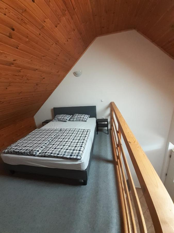 Apartamento Polonia Apartman Egerszalók Exterior foto